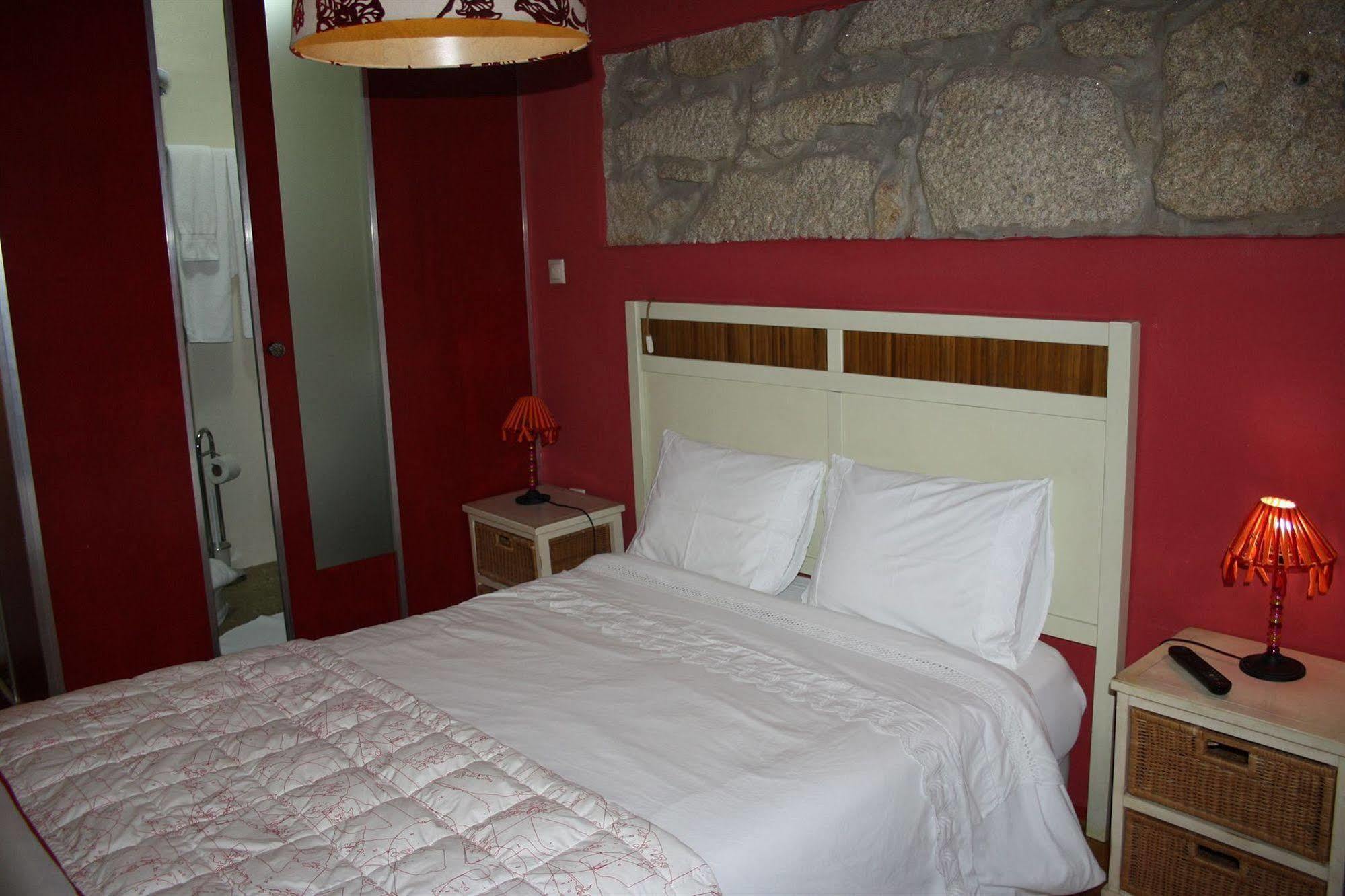 Residencia Pedra Antiga Hotel Porto Exterior photo