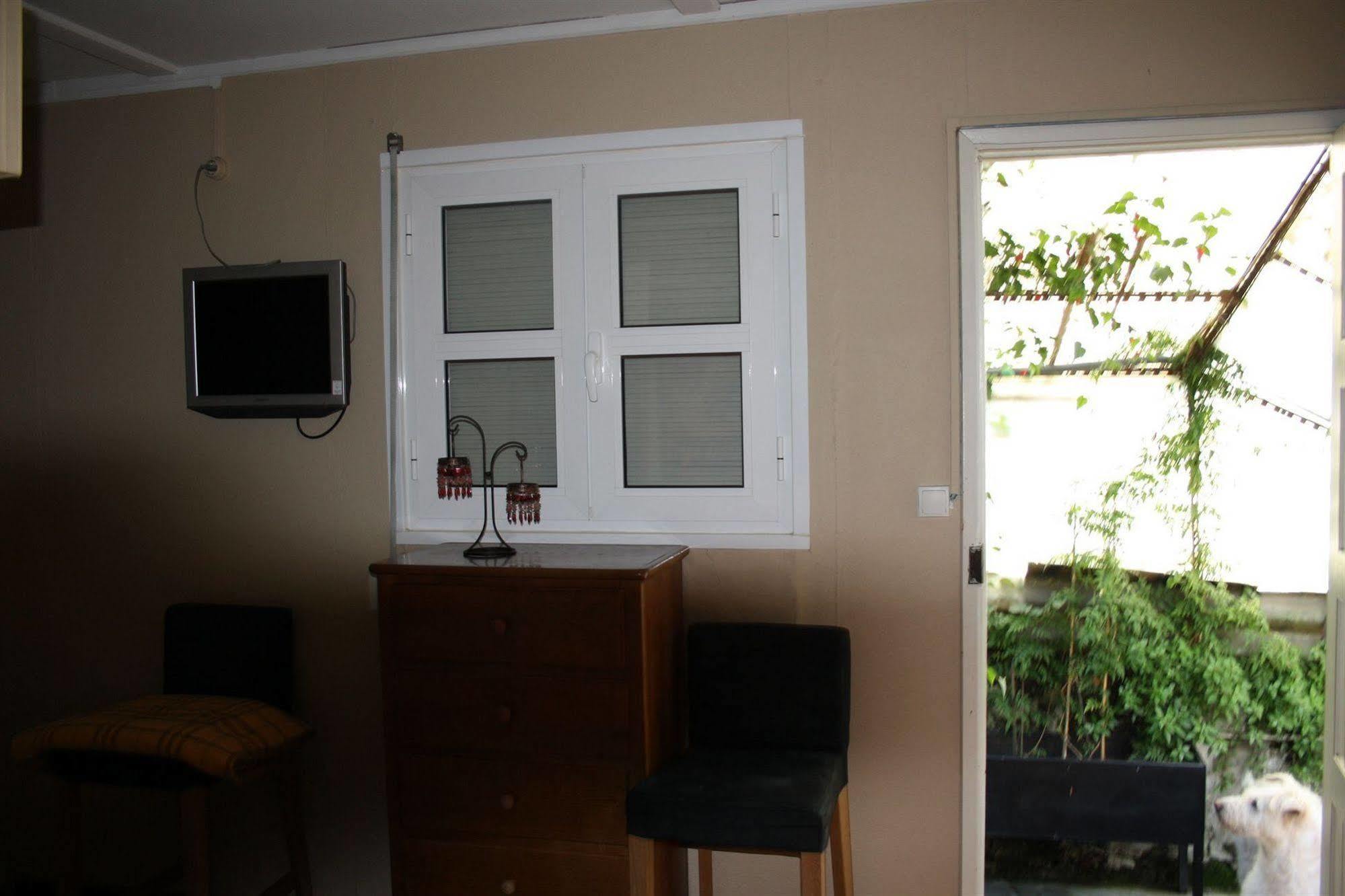 Residencia Pedra Antiga Hotel Porto Exterior photo